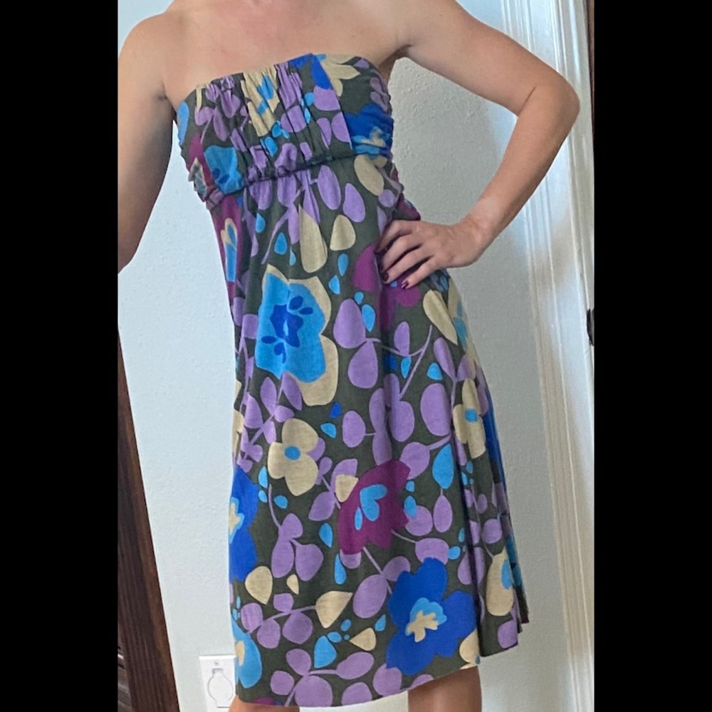 Strapless knit empire waist graphic print dress